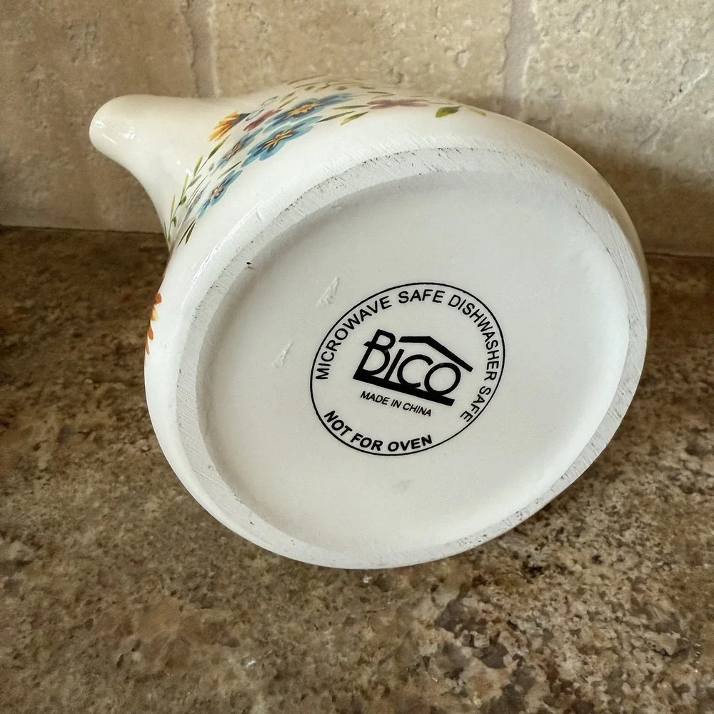 Bico‎ Red Spring Bird Ceramic Creamer Pitcher Scandinavian Dishwasher Safe